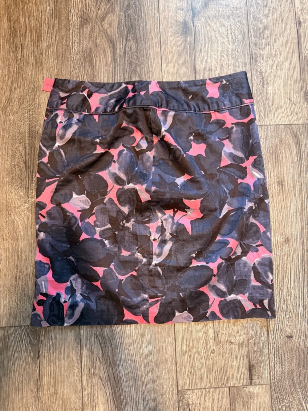 Women's Midi Floral Print Skirt in Pink and Black - Picture 2 of 3